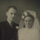 Huwelijksfoto van Leen en Coba van IJmond - Kluft 25 augustus 1946.